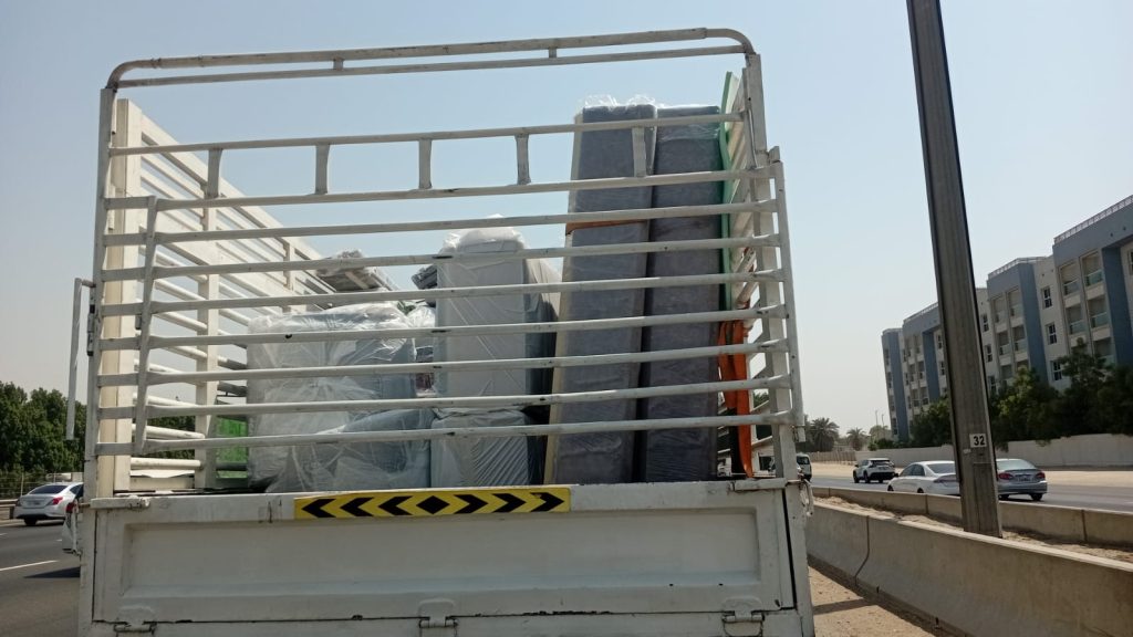 2Ton Pickup Truck Rental Service
